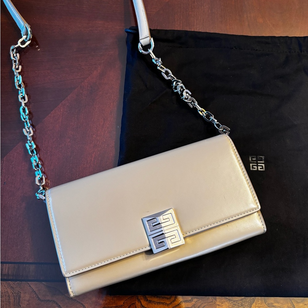 AUTHENTIC GIVENCHY Leather Clutch light beige and dull silver hardware